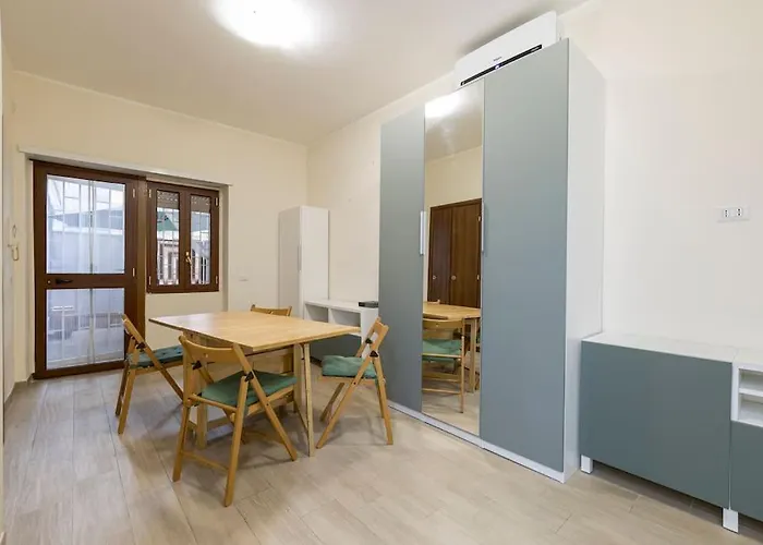 Smiling Loft Apartment Rom